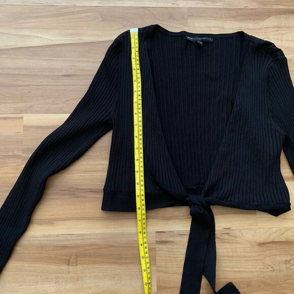 White House Black Market Cropped Ribbed Knit Top Large Open Front Tie - Picture 2 of 7